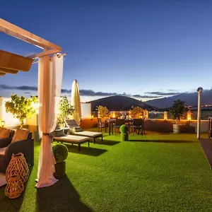 https://villa-montserrat.in-canary-islands.com